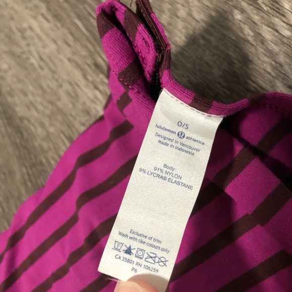 RARE Lululemon Vinyasa Scarf in Raspberry Glo/Dark Stripes - Picture 3 of 6